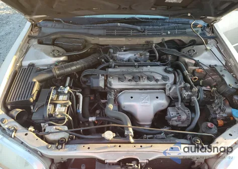 2000 Honda Accord Ex из США, поврежденный, VIN 1HGCG5667YA119009